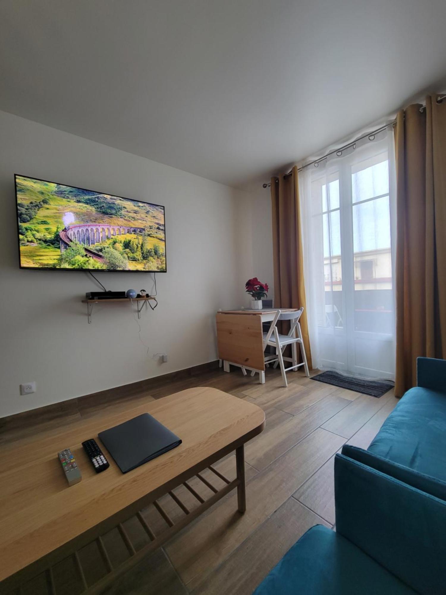 Amazing Apartment A Stone'S Throw From The City Of Lights - Paris Кліші Екстер'єр фото